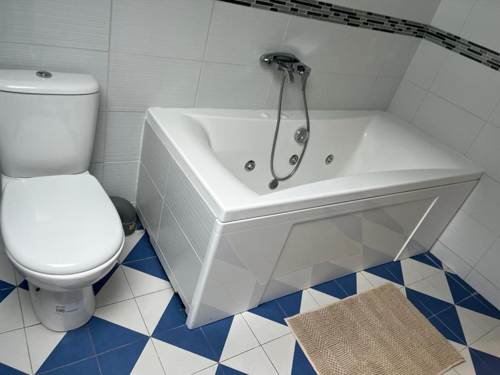 Suits & Luxury Appart Paris Montreuil Montreuil  Luaran gambar